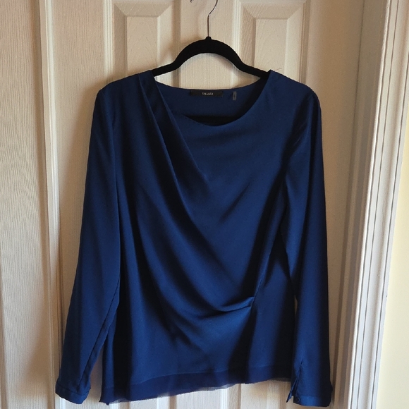 Tahari Tops - Tahari Deep Blue Blouse So Pretty. Soft And Feminine